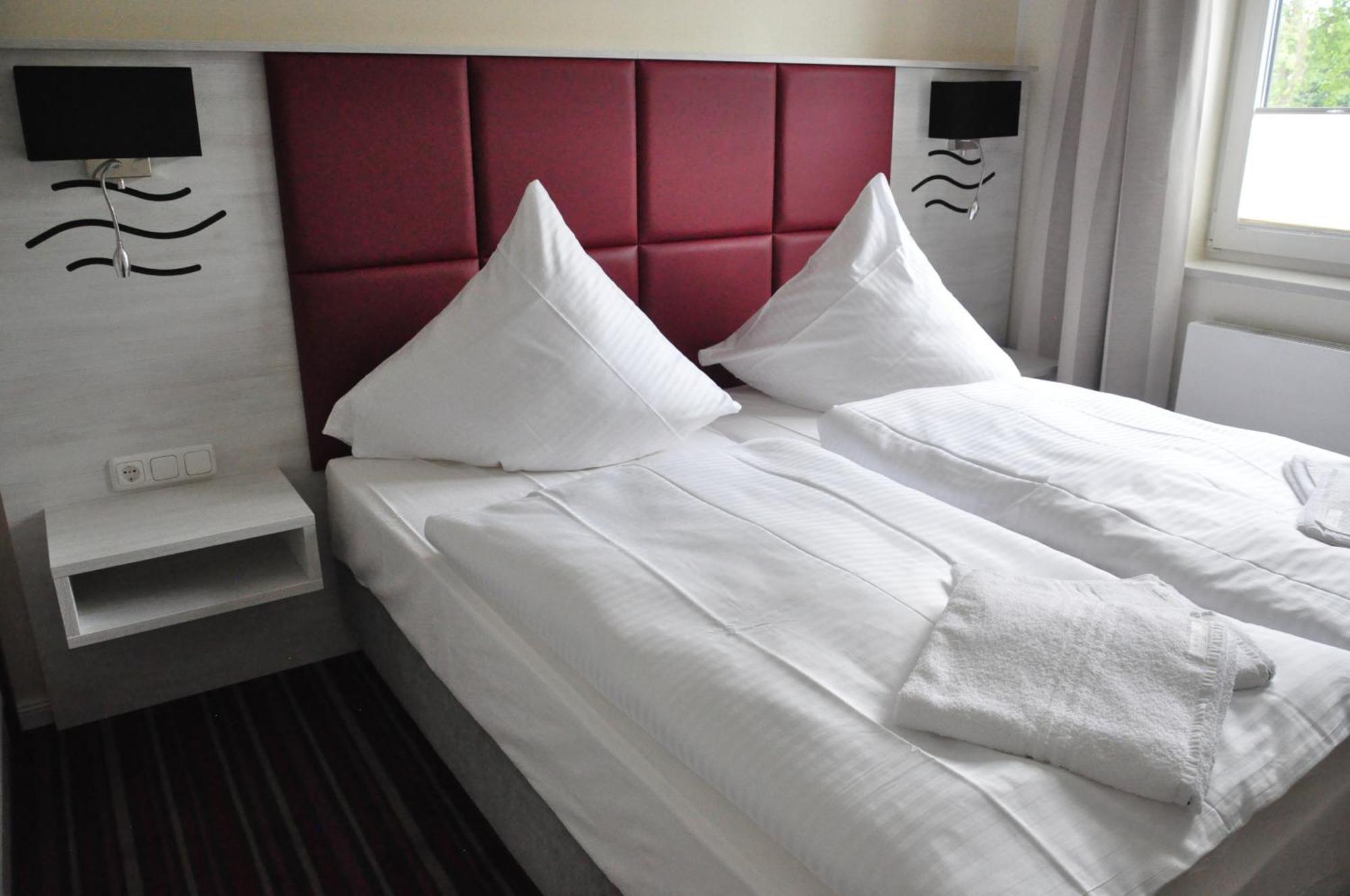 Avalon Hotel Bellevue Fehmarn Exterior foto